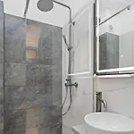 Luxurious With Balcony - Bibescu Ultra Lejlighed Bukarest