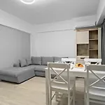 Luxurious With Balcony - Bibescu Ultra Bukarest