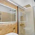 Apartamento Luxurious With Balcony - Bibescu Ultra *