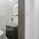 Luxurious With Balcony - Bibescu Ultra Bucareste