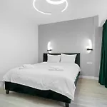 Luxurious With Balcony - Bibescu Ultra Lejlighed