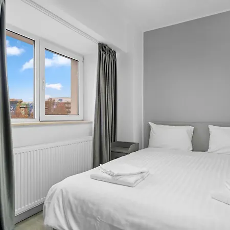 Luxurious With Balcony - Bibescu Ultra