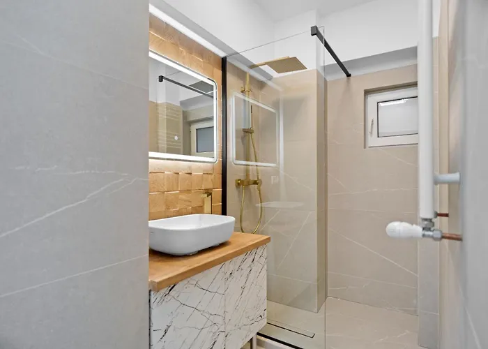 公寓 Luxurious With Balcony - Bibescu Ultra