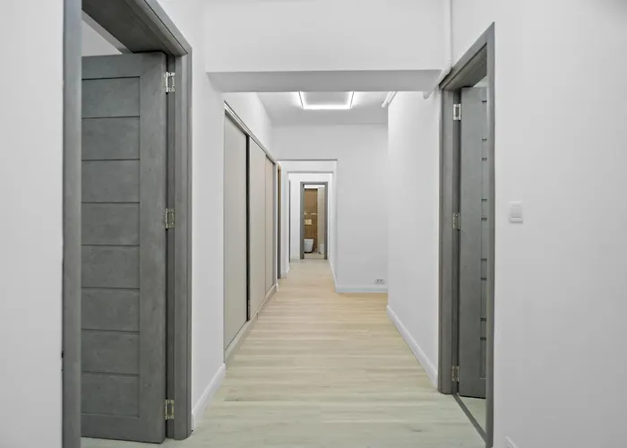 Luxurious With Balcony - Bibescu Ultra Bukareszt