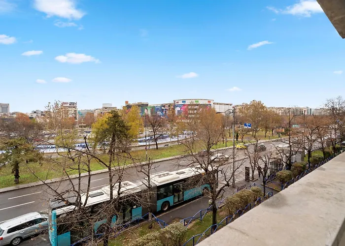 公寓 Luxurious With Balcony - Bibescu Ultra 布加勒斯特