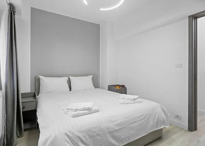 公寓 Luxurious With Balcony - Bibescu Ultra