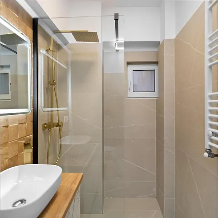 Luxurious With Balcony - Bibescu Ultra Bucarest