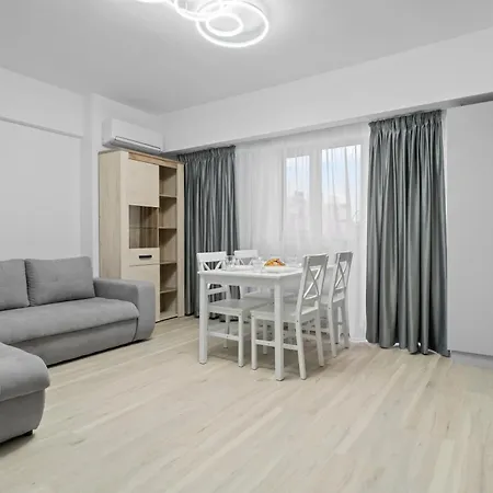 Luxurious With Balcony - Bibescu Ultra