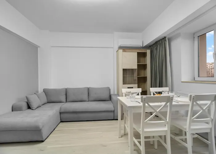 Luxurious With Balcony - Bibescu Ultra Lägenhet *