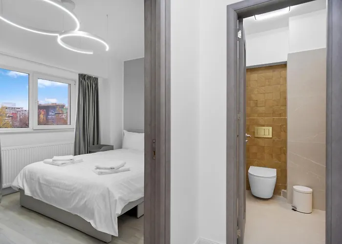 Lägenhet Luxurious With Balcony - Bibescu Ultra Bukarest